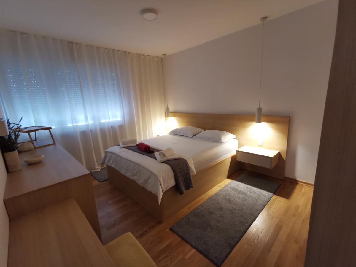 White 5 Apartment Сплит Екстериор снимка